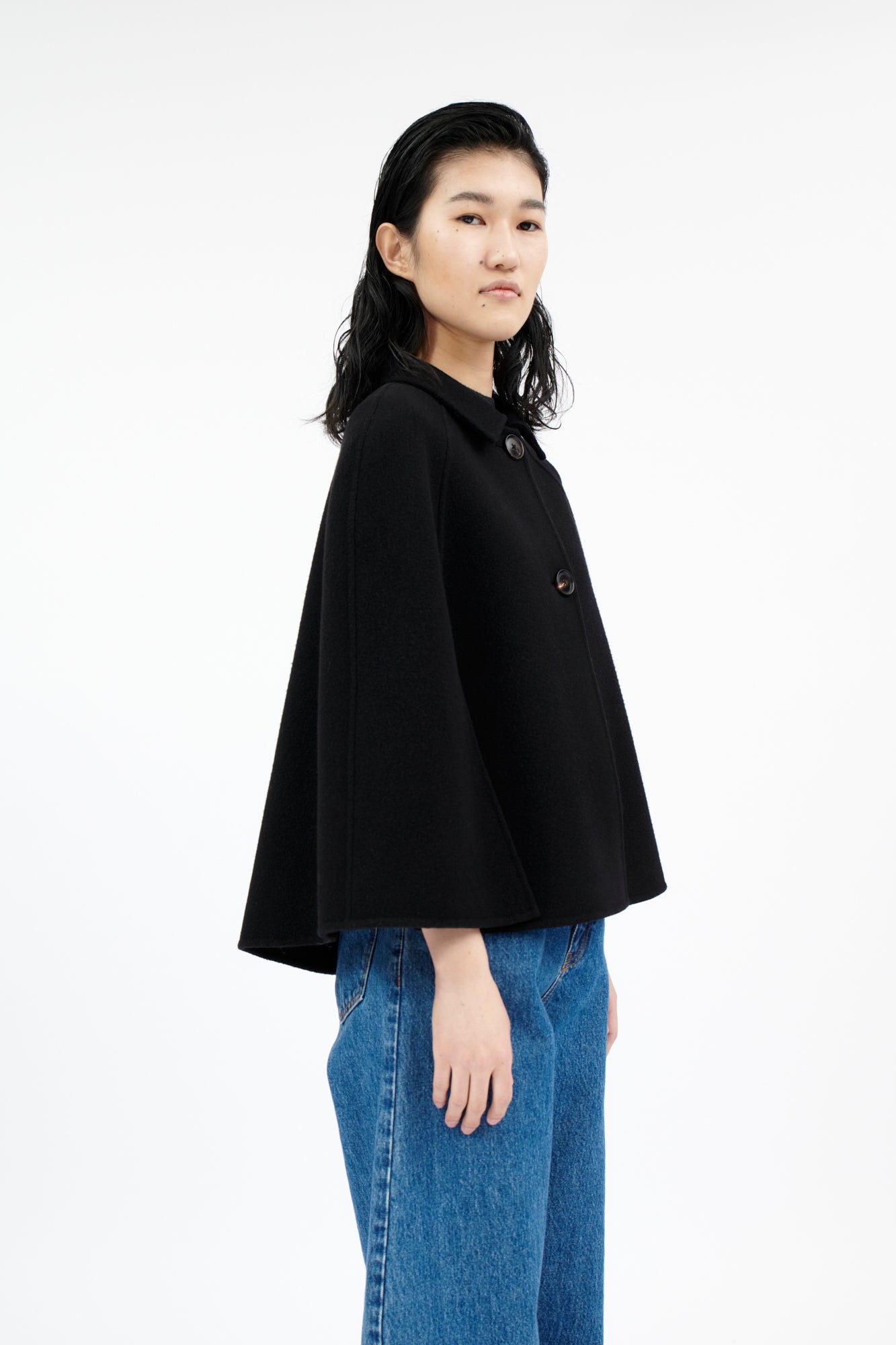 Spongy Double Face Cape, Jet Black – ODEEH