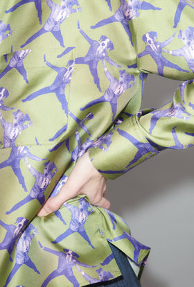 Dancing Dogs Bluse, Green Olive from ODEEH 