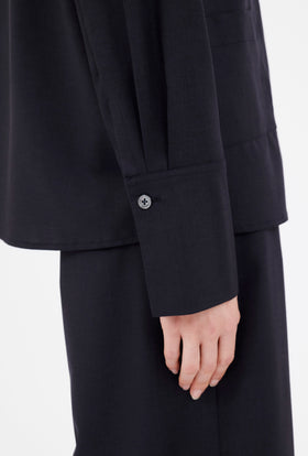 Super Light Wool Bluse, Navy from ODEEH 