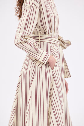 Fancy Stripe 2 Kleid, Burgundy from ODEEH 