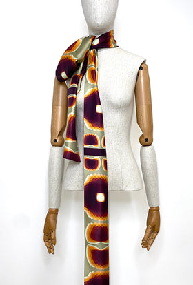 Mirrored Pansies / Foulard Print Schal, Chestnut-Red from ODEEH 