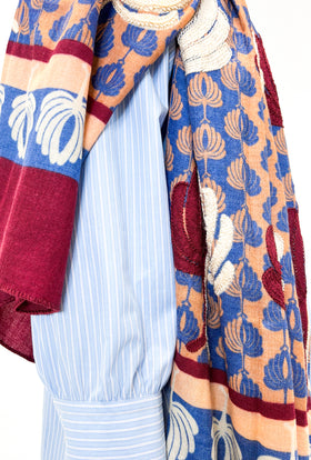 Palm Fans Schal, Burgundy from ODEEH 