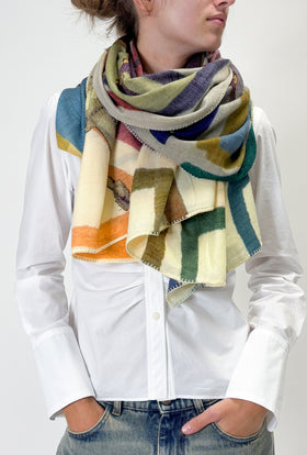 EMBROIDERED TIE DYE Schal, Multicolor from ODEEH 