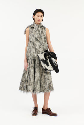 LACQUERED FRINGES Tasche, Black White from ODEEH 