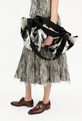 LACQUERED FRINGES Tasche, Black White from ODEEH 