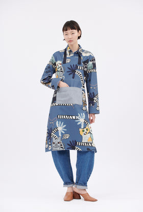 Cats & Tigers Gabardine Schürze, Steel Blue from ODEEH 